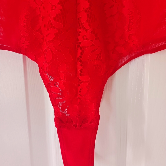 INC red lace bodysuit, NWT, size S - Picture 5 of 6